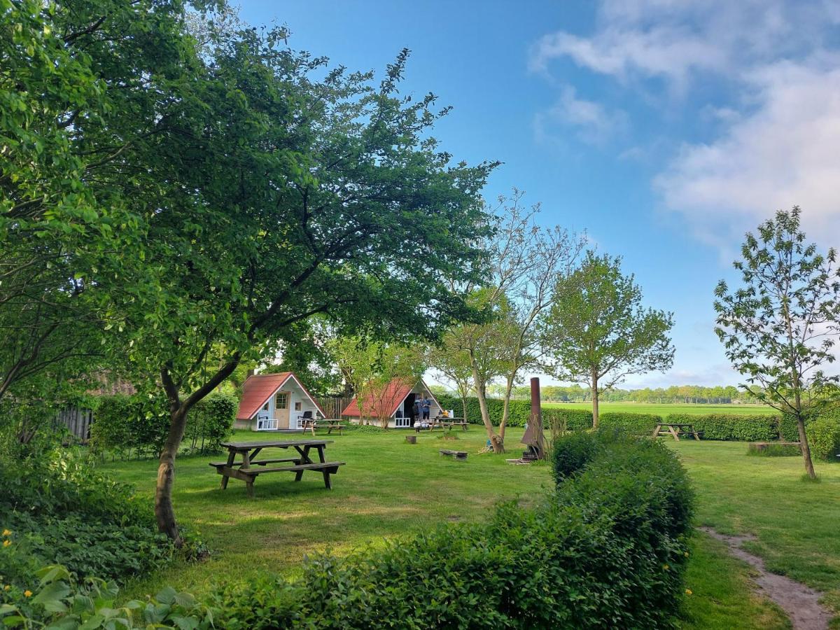 Slaaphutje BuitenWedde Westerwolde Buitenkant foto